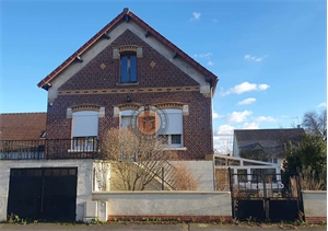 maison-villa à la vente -   02700  TERGNIER, surface 89 m2 vente maison-villa - APR736858